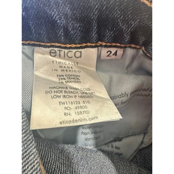 Etica size 24 women’s shorts raw hem casual 9” inseam Jean - Picture 3 of 4